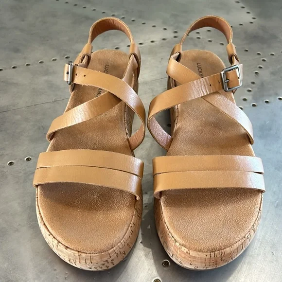 NEW no box- CUTE Lucky Brand Women's Platform Sandal Wedge, Nude  8 1/2 - Picture 2 of 5